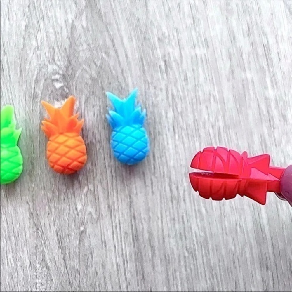 6pc Silicone Pineapple Drink Marker Set - Picture 3 of 4
